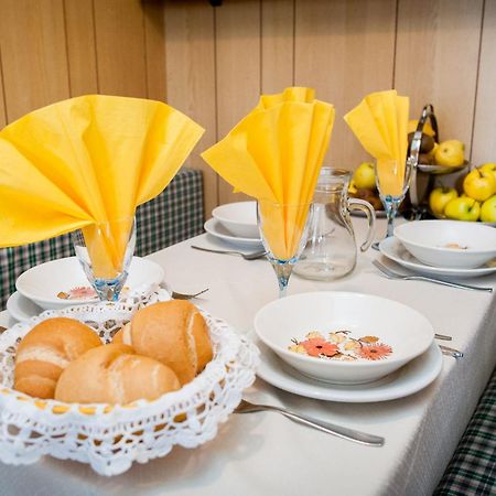 Villaggio Turistico Camping Cervino Antey-Saint-André Buitenkant foto