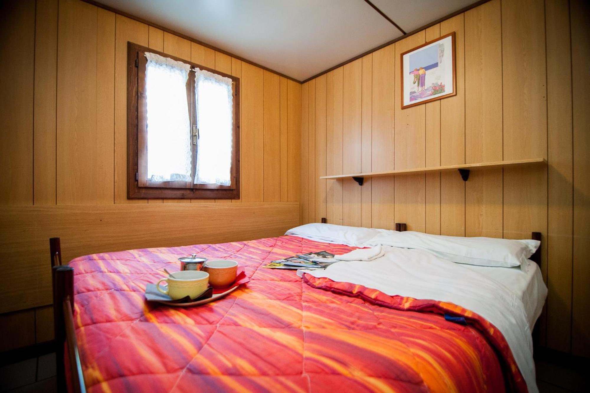 Villaggio Turistico Camping Cervino Antey-Saint-André Buitenkant foto