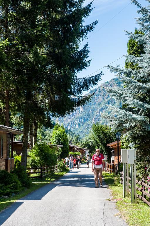 Villaggio Turistico Camping Cervino Antey-Saint-André Buitenkant foto
