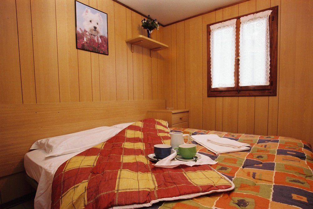 Villaggio Turistico Camping Cervino Antey-Saint-André Buitenkant foto