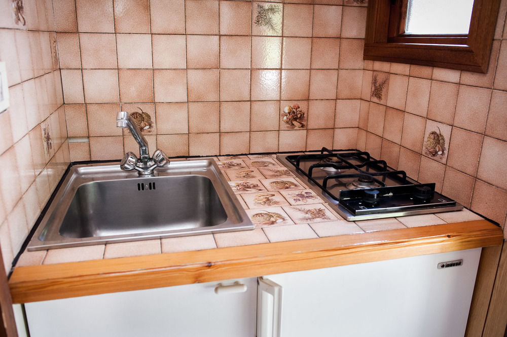 Villaggio Turistico Camping Cervino Antey-Saint-André Buitenkant foto