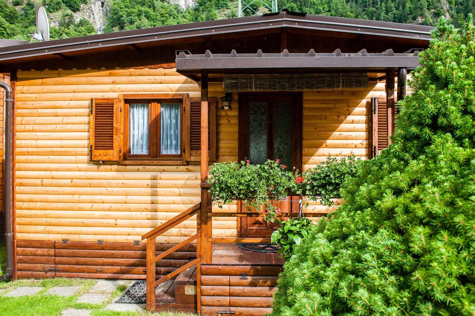 Villaggio Turistico Camping Cervino Antey-Saint-André Buitenkant foto