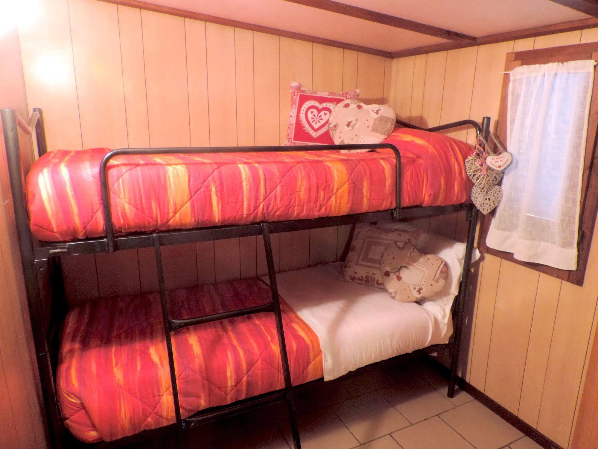 Villaggio Turistico Camping Cervino Antey-Saint-André Buitenkant foto
